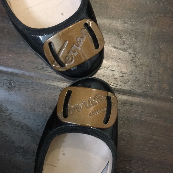 【SOLD】My Ferragamo patent leather ballerina flats - Picture 3 of 4